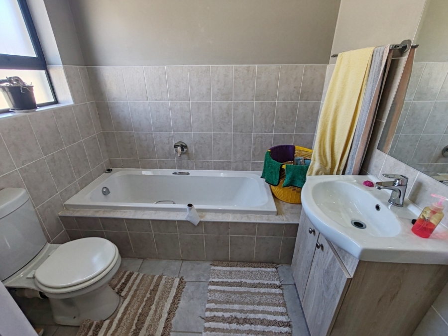 2 Bedroom Property for Sale in Van Der Hoff Park North West